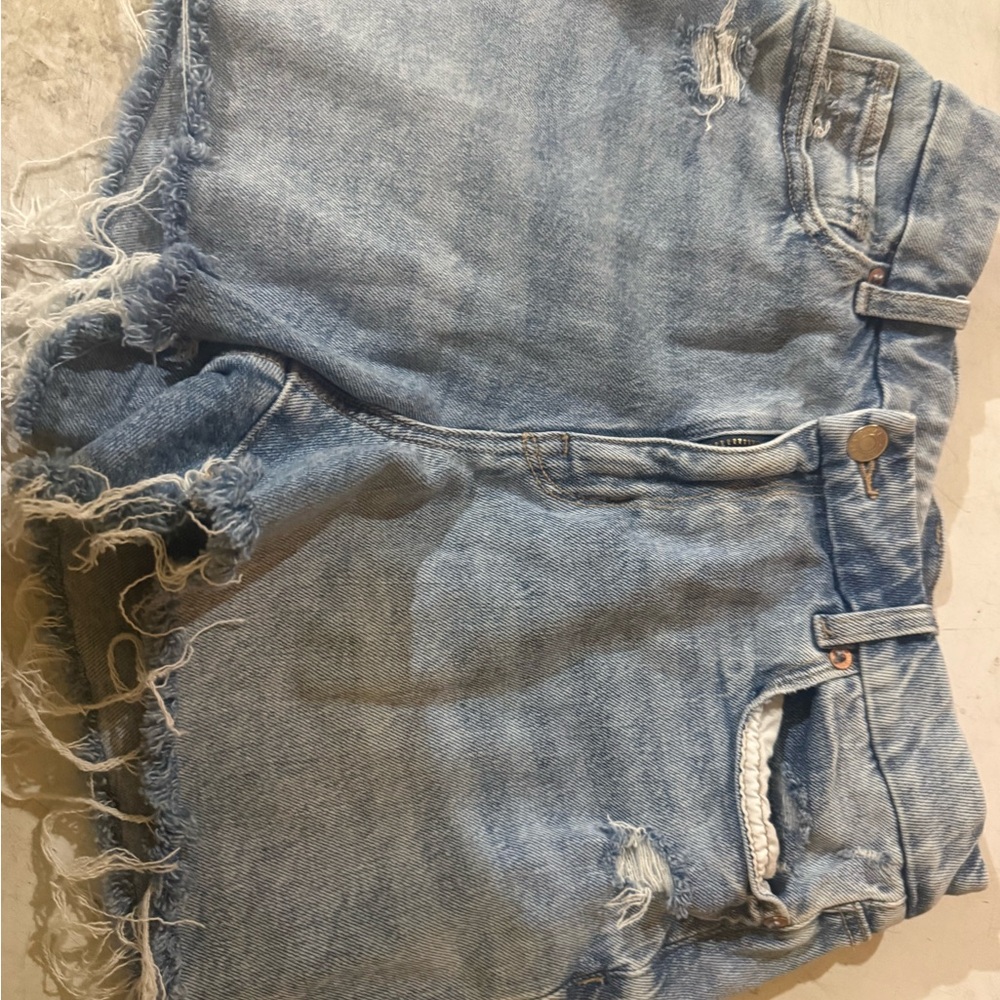 American Eagle Outfitters Light Blue Denim Jeans